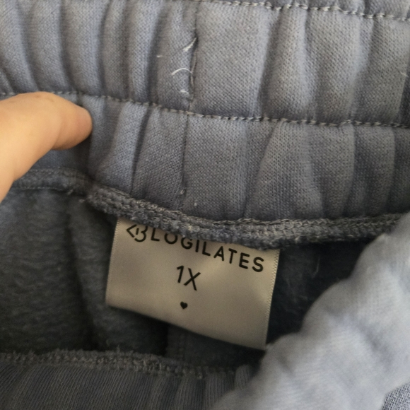 Blogilates Wide Leg Fleece Sweatpants In Light Blue Comfortable Activewear - Picture 6 of 8